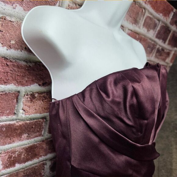 Express Purple Strapless Cocktail Dress Size 8 Satin Ruched Party Mini Formal - Picture 6 of 7